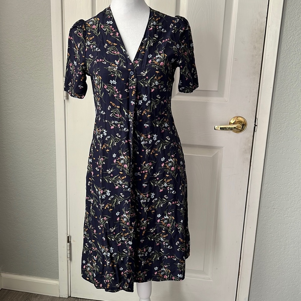 Uniqlo midi floral dress